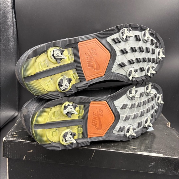 Size 13 - Nike SB Golf Dunk Low Black 2006 - Picture 5 of 9